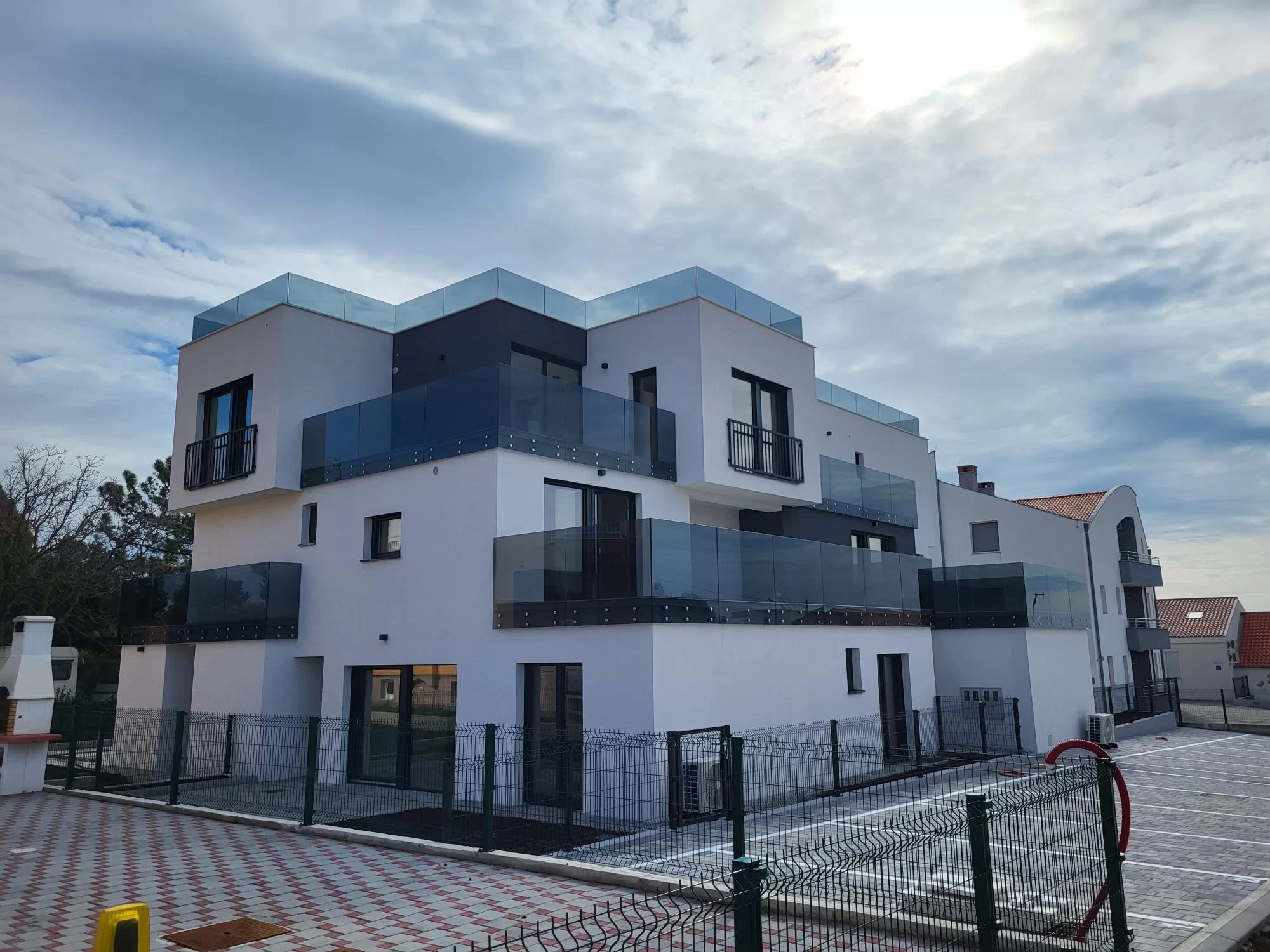 Diklo Premium Residence