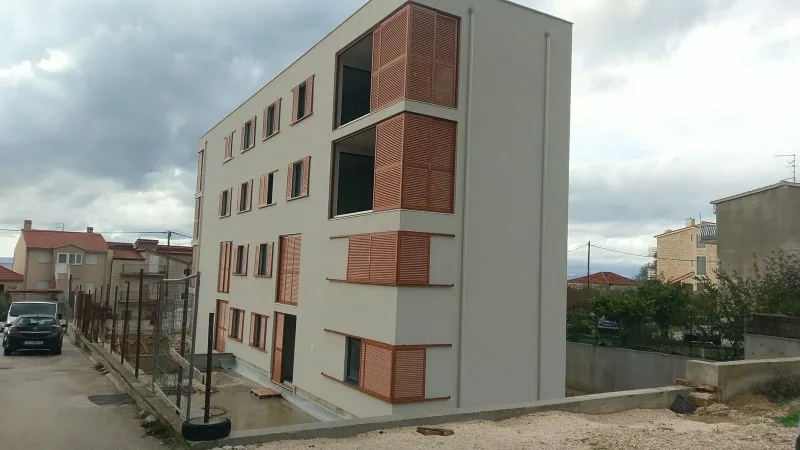 Podstrana 1